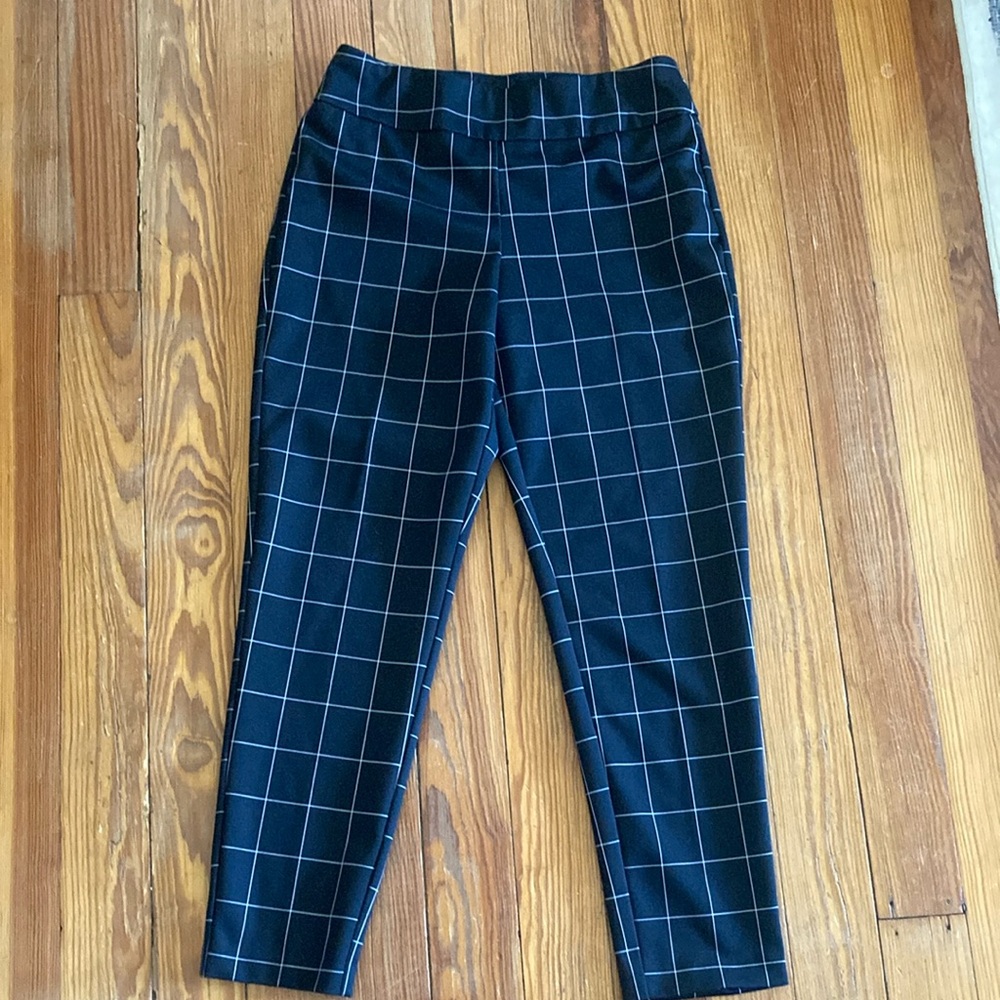 Versona Black and White Grid pull on dress Pants